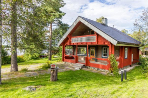 3 Bedroom Cottage with Sauna by the Sea, Vaasa